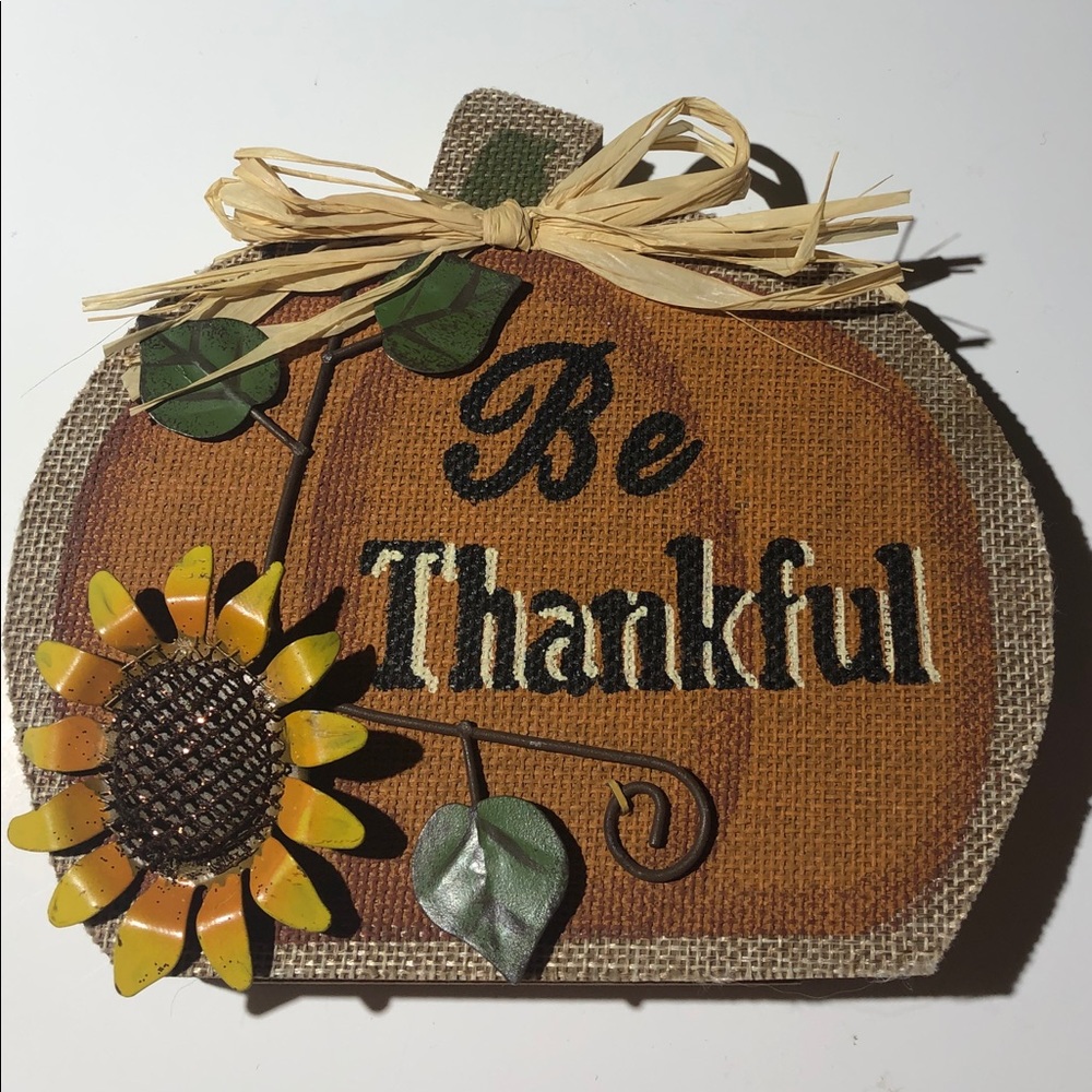 Autumn fall harvest pumpkin decor w/ sunflower - Picture 3 of 8